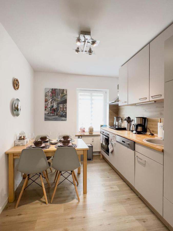 Schoene Helle & Gemuetliche Wohnung In Altstadtnaehe Erfurt Rum bild